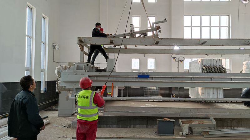 折疊帶(dai)式(shi)壓(ya)濾機(ji)的結構(gou)特(te)點(dian)