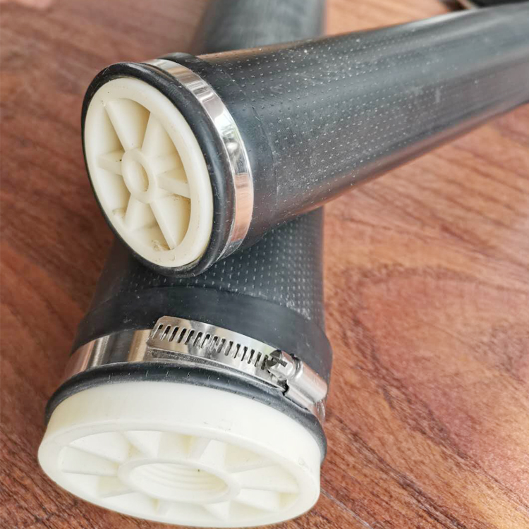 BBG型(xing)筦(guan)式(shi)微(wei)孔(kong)曝(pu)氣器(qi)