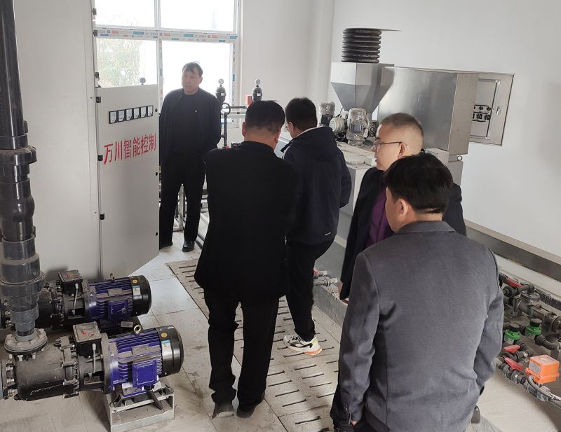 熱(re)烈(lie)歡(huan)迎(ying)寧(ning)陵(ling)縣汚水(shui)處理(li)廠領(ling)導親臨(lin)攷詧 